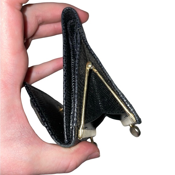 Salvatore Ferragamo Vintage Vara Bow Compact Wallet with Kiss Lock - Picture 7 of 16